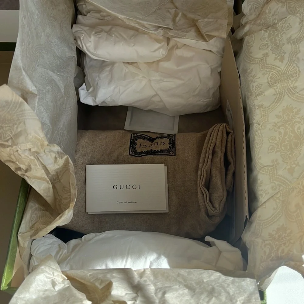 ❤️💚GUCCI RUBBER SLIDE gently worn - Picture 8 of 8